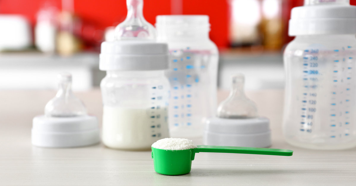 Nestlé wycofuje wybrane partie mleka dla niemowląt. GIS ostrzega: możliwa obecność toksyny