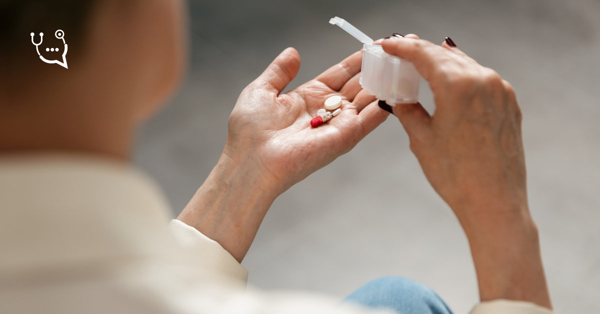 Jakie suplementy dla seniorów mają sens? Geriatra wyjaśnia