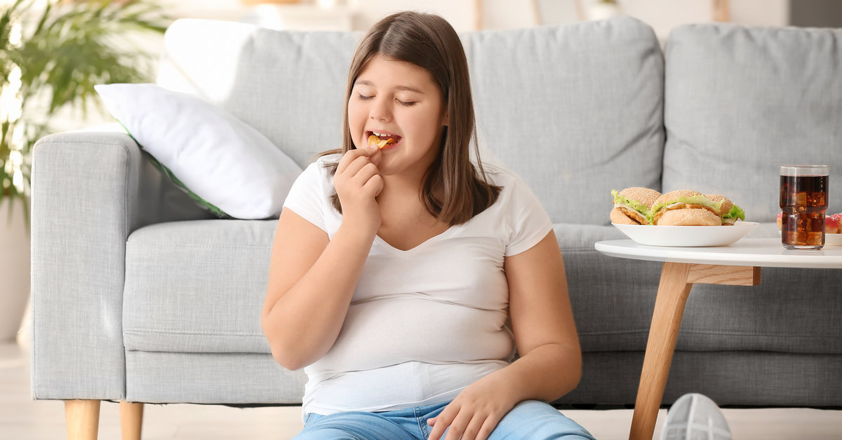 Wielka Brytania wprowadza zakaz reklamowania niezdrowej żywności. Nowe prawo ma chronić dzieci przed otyłością